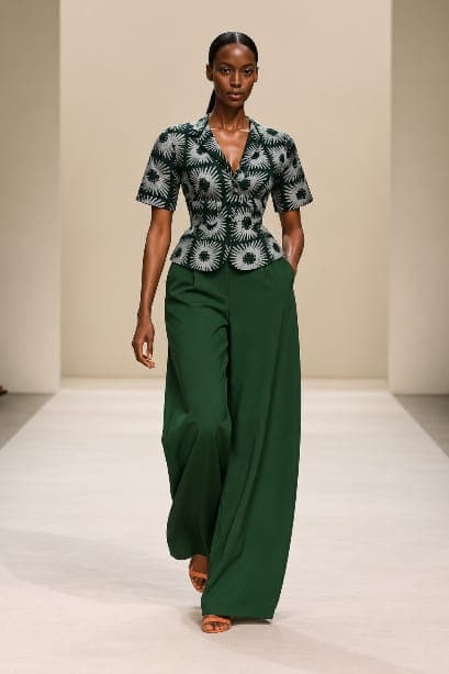 Ensemble chic en wax et pantalon palazzo vert forêt